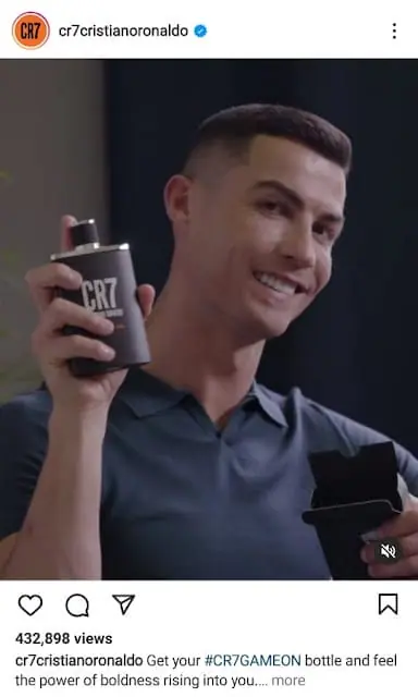 cr7 و هو يروج لمنتوجه على انتسقرام cr7 و هو يروج لمنتوجه على انتسقرام